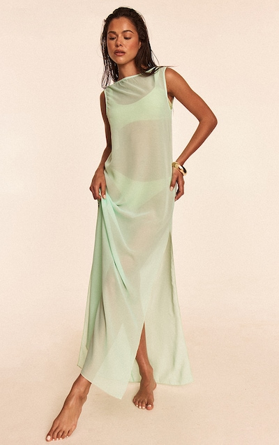 Robe de plage en mousseline de soie bleue sans manches