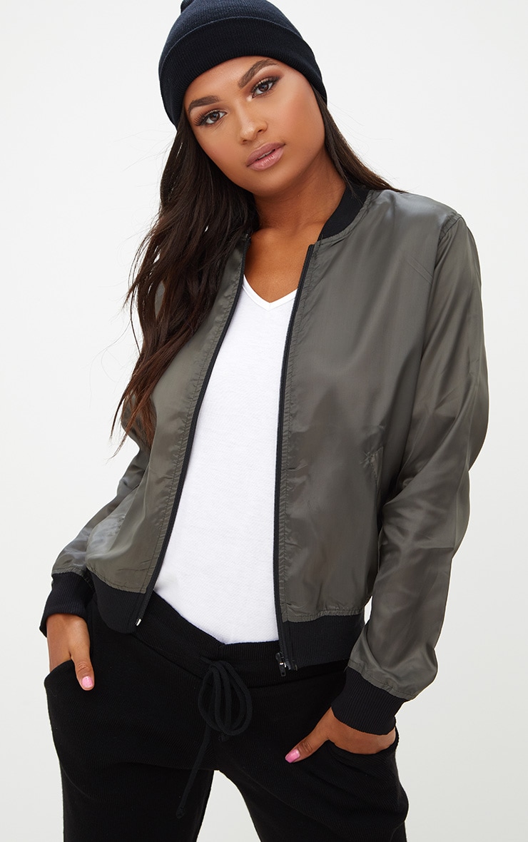 Size emerald daisy lace harness front hook bra and bra are