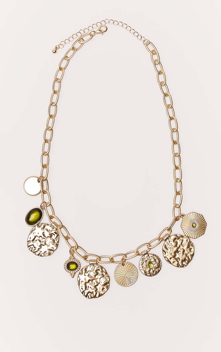 Collier doré à pendentif martelé en disque image 2