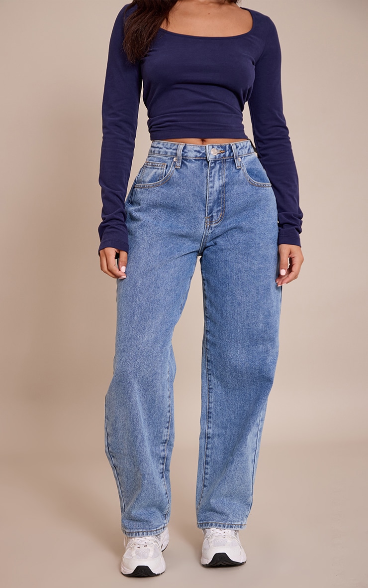 PRETTYLITTLETHING Petite Mid Blue Wash High Waist Boyfriend Jeans image 2