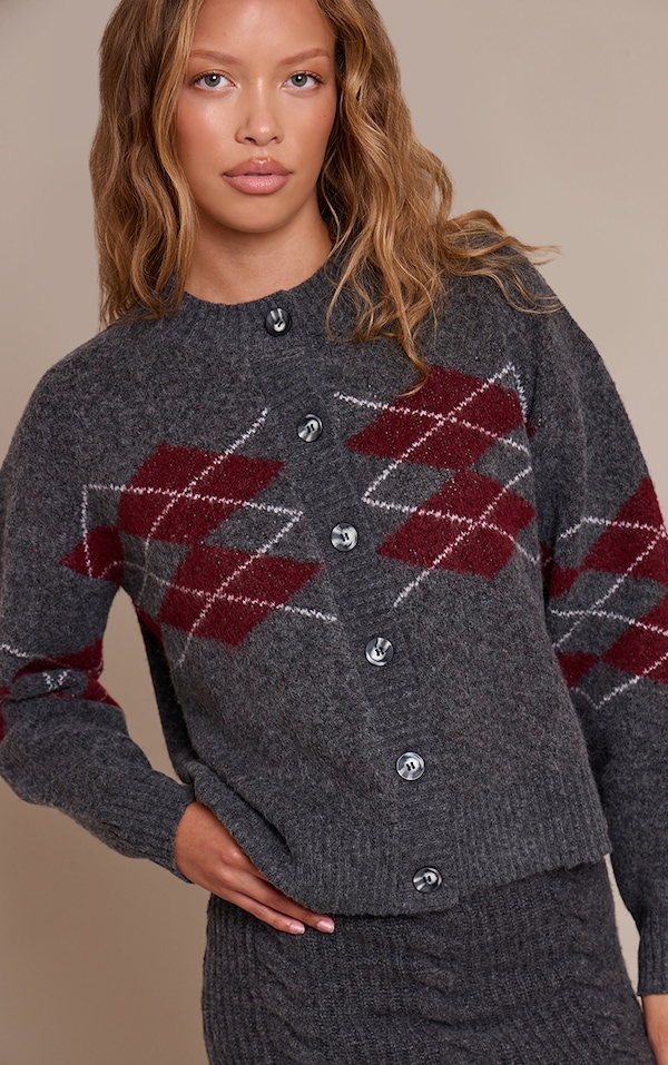 Cardigan gris à boutons et motif losanges