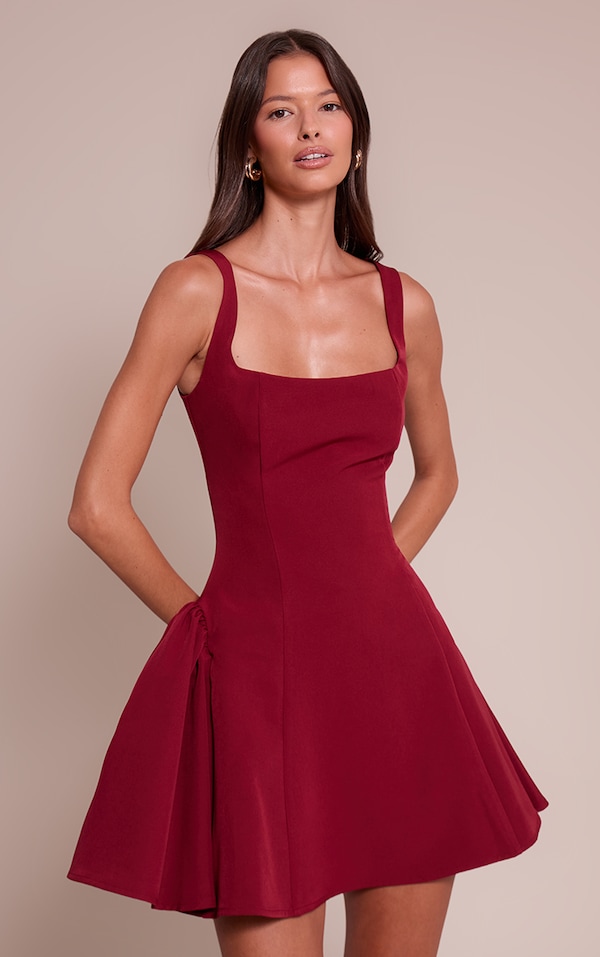  Burgundy Woven Square Neck Shift Dress