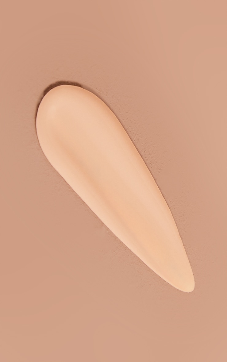 PRETTYLITTLETHING Serum Foundation Amber image 2