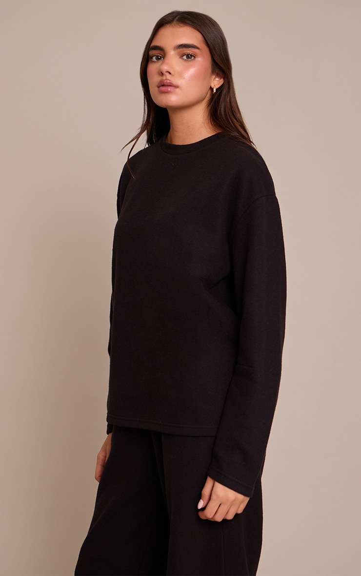 Sweat brossé côtelé noir à manches longues image 4