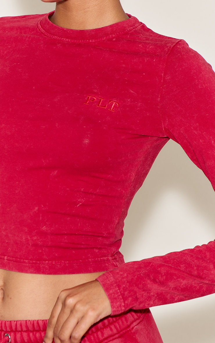 T-shirt ajusté rouge foncé à manches longues image 1