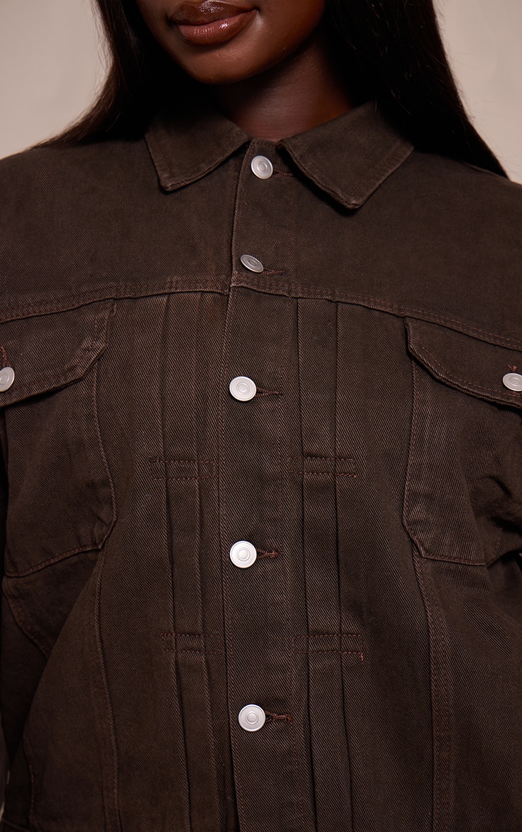 Plus Dark Chocolate Pleat Detail Boxy Denim Jacket image 4