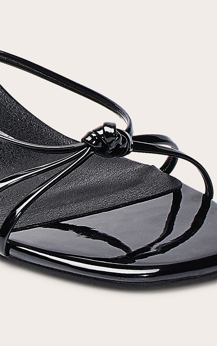 Mules vernies noires à talon et brides nouées image 5