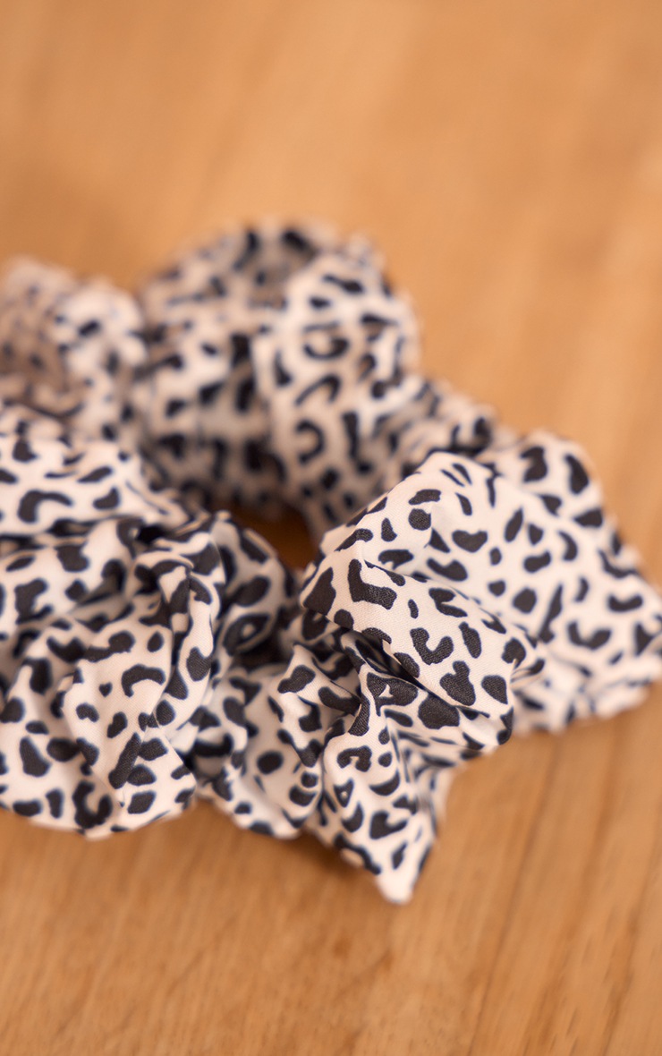 Cream Leopard Scrunchie image 2