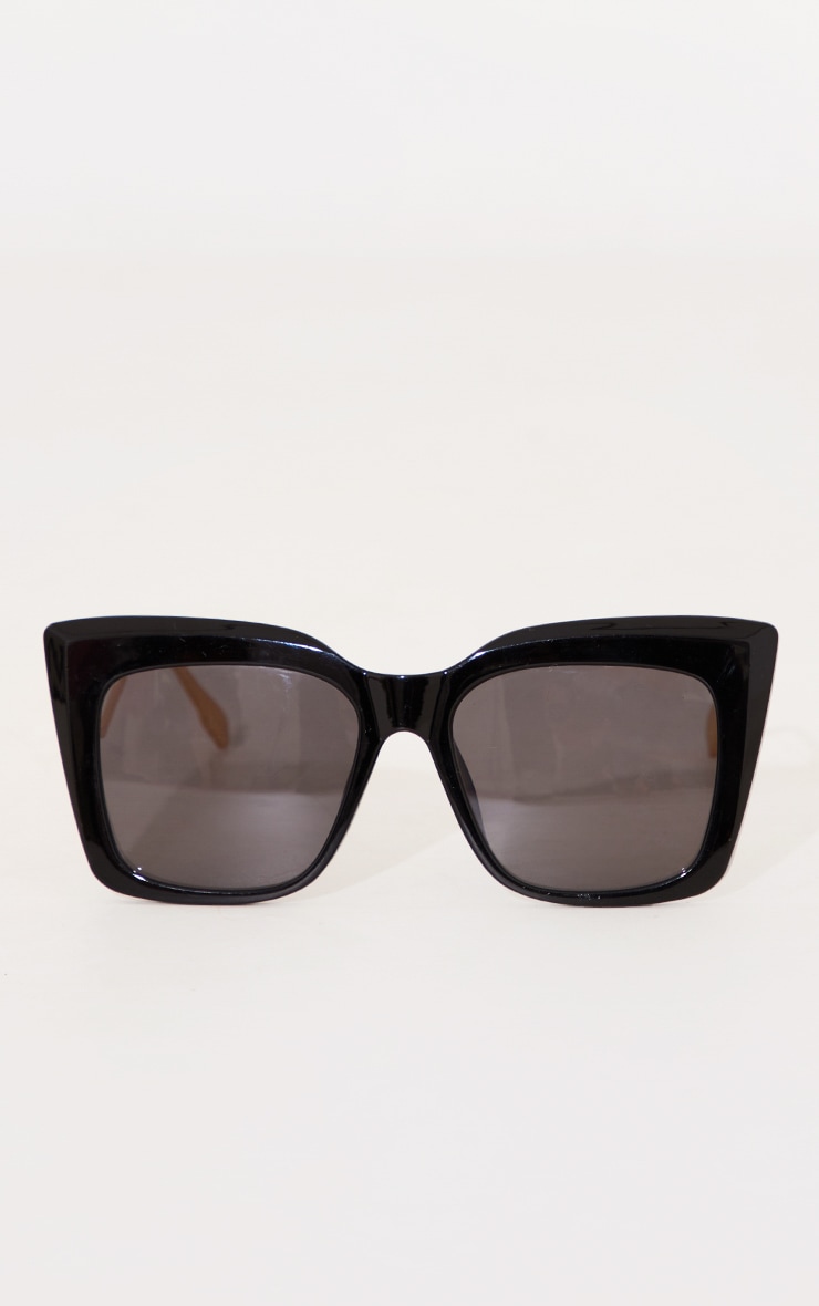 Black Oversized Metal Arm Cat Eye Sunglasses image 2