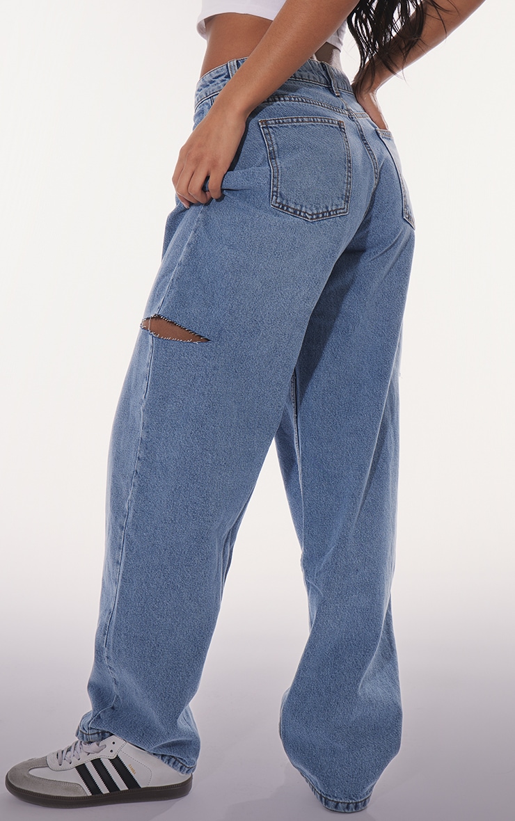 PRETTYLITTLETHING Mid Blue Wash Thigh Split Boyfriend Jeans image 3