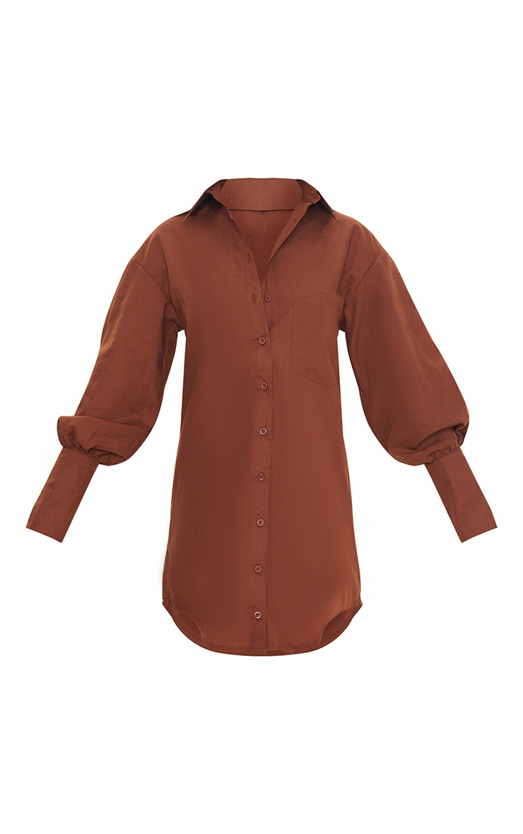 Petite Robe chemise chocolat à manchettes resserrées et ourlets fendus image 5