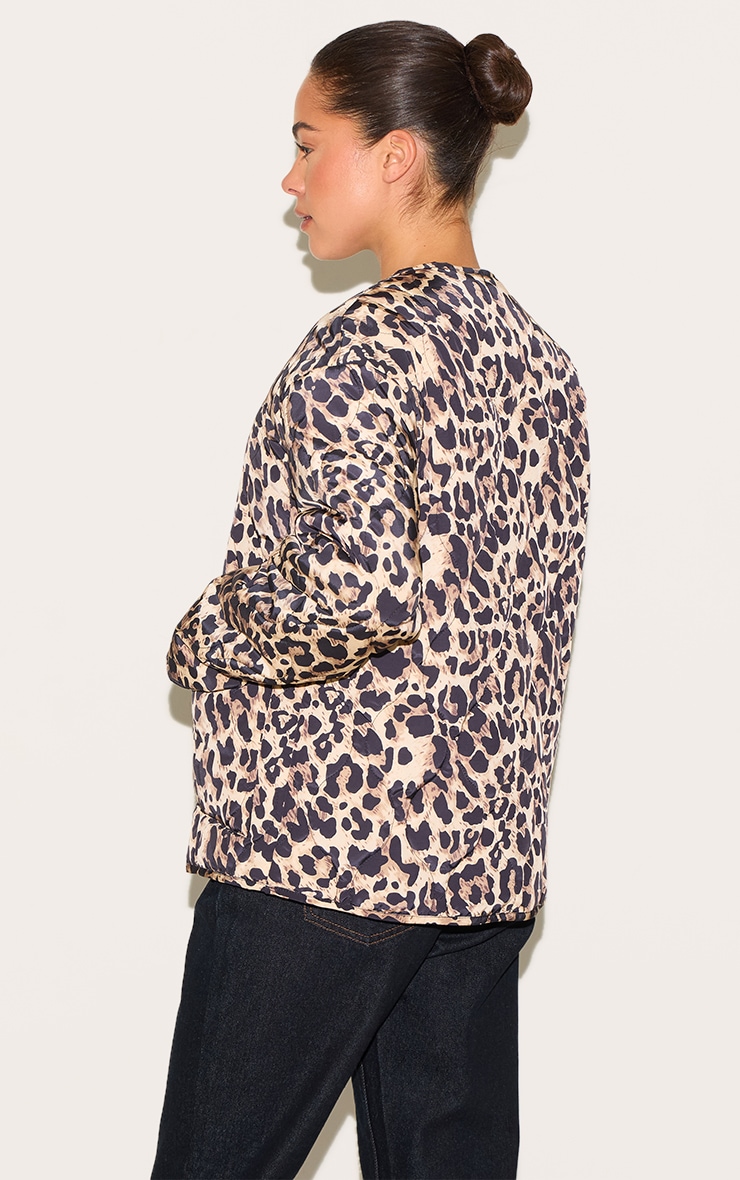 Veste matelassée imprimé léopard à zip image 2