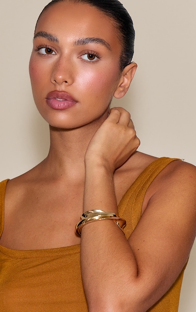 Gold Twist Bangle Set