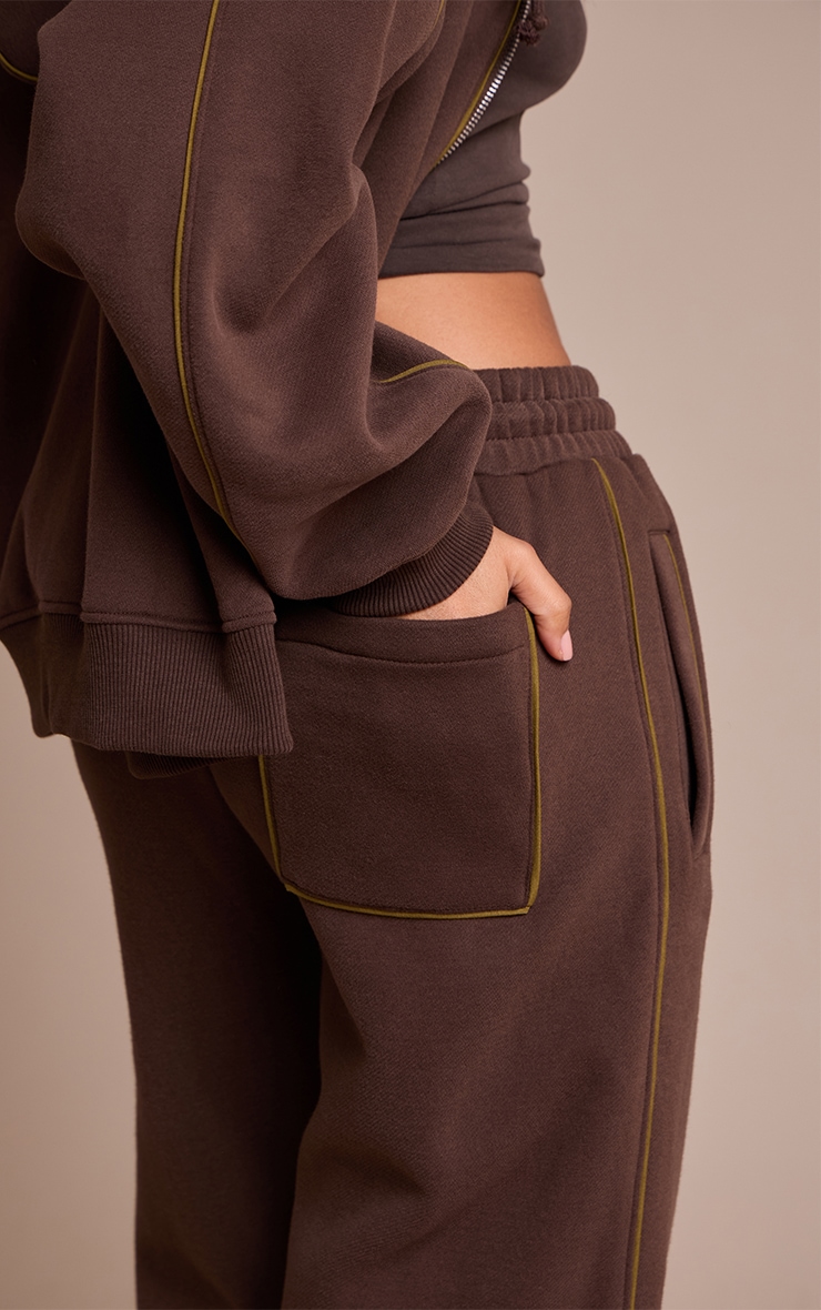 Petite Chocolate Contrast Seam Drawcord Straight Leg Sweatpant image 4
