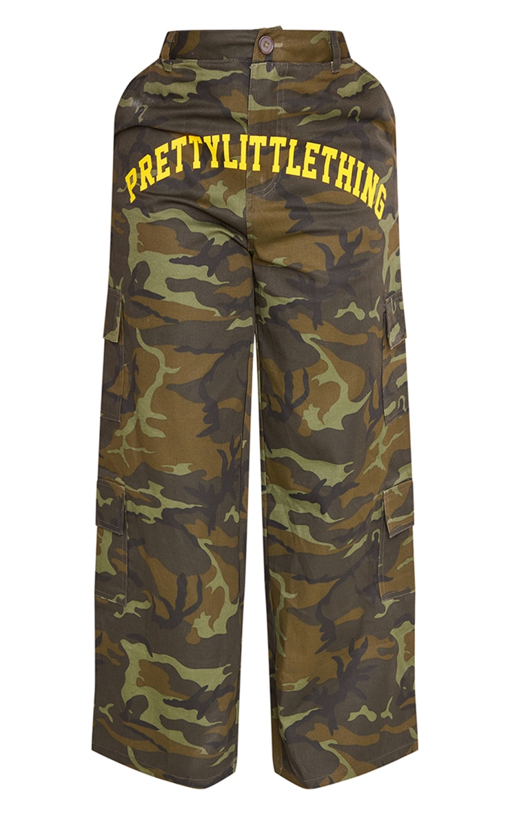 PRETTYLITTLETHING Shape Green Camo Printed Wide Leg Cargo's image 5