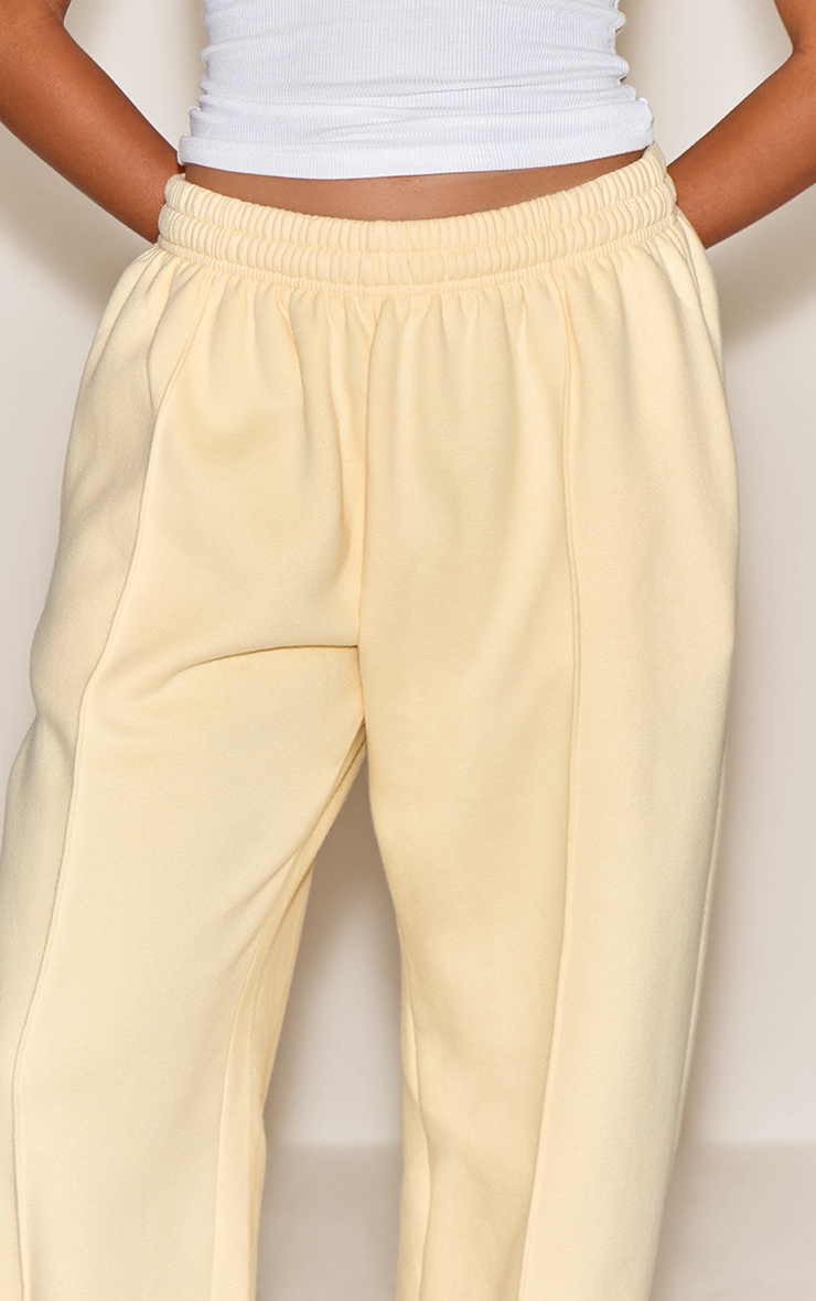 Buttercream Pintuck Oversized Cuffed Sweatpant image 4