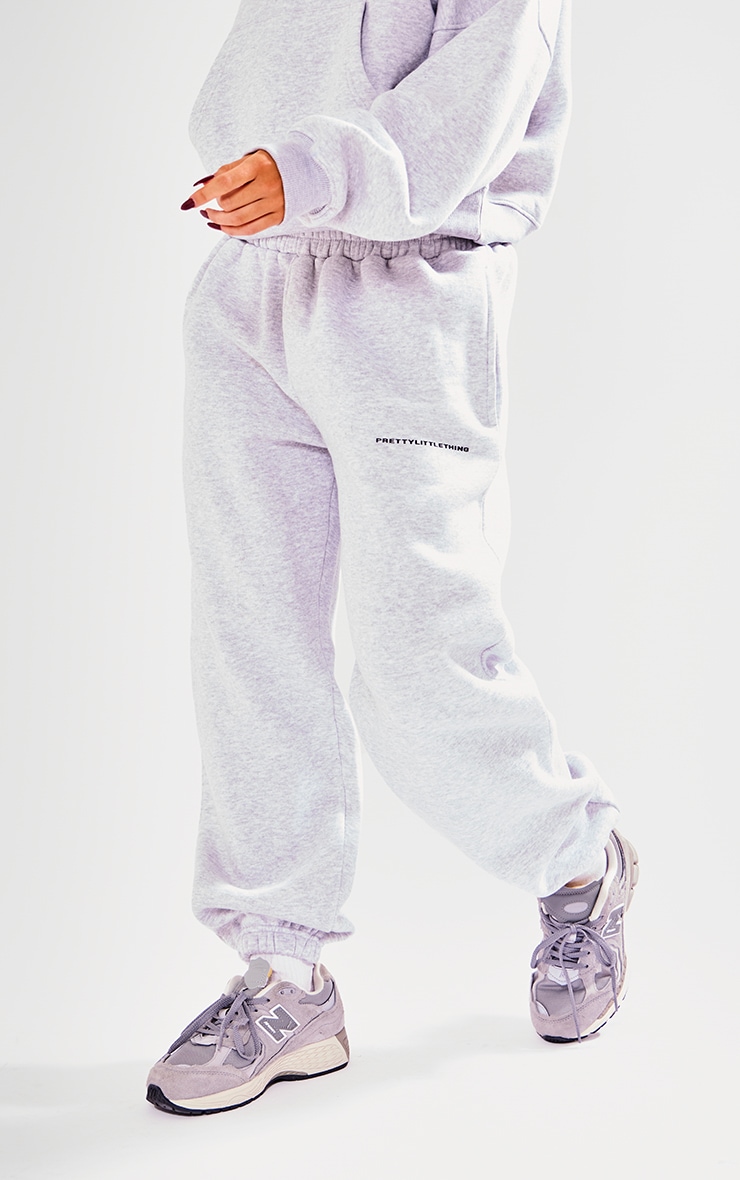 PRETTYLITTLETHING Petite Jogging gris cendré oversize image 1