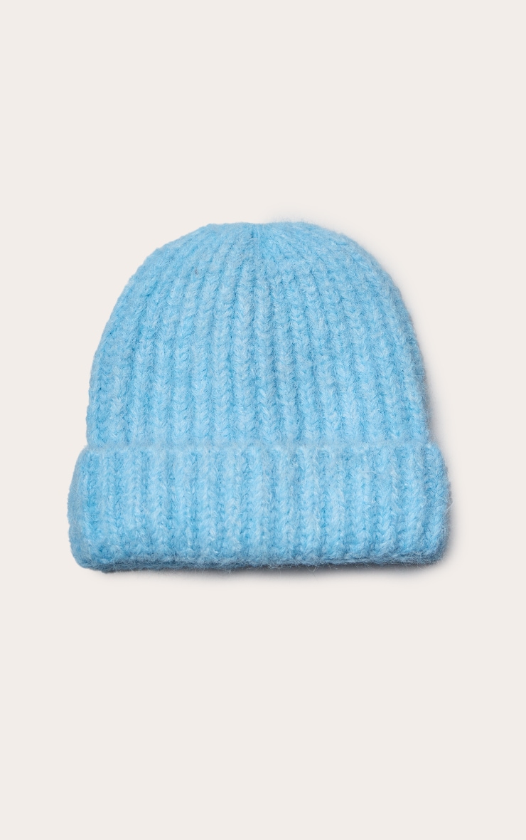 Bonnet en maille tricot épaisse côtelée bleu poudré image 2