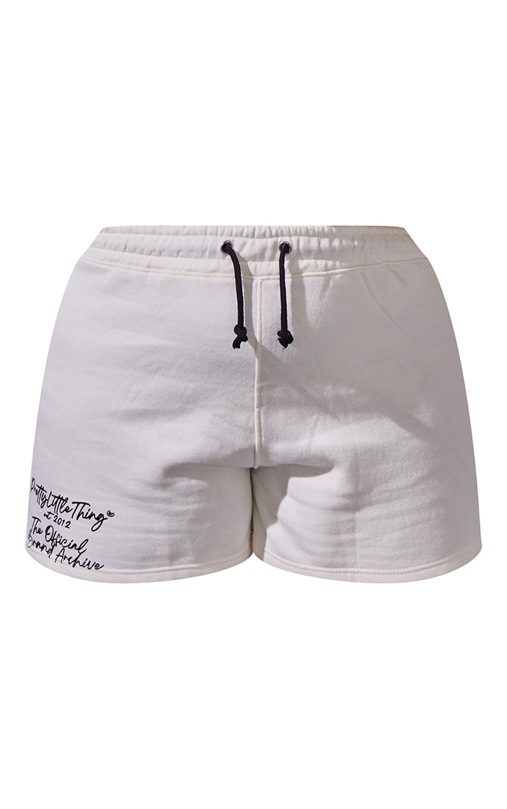 PRETTYLITTLETHING Plus Cream Drawstring Waist Sweat Shorts image 5