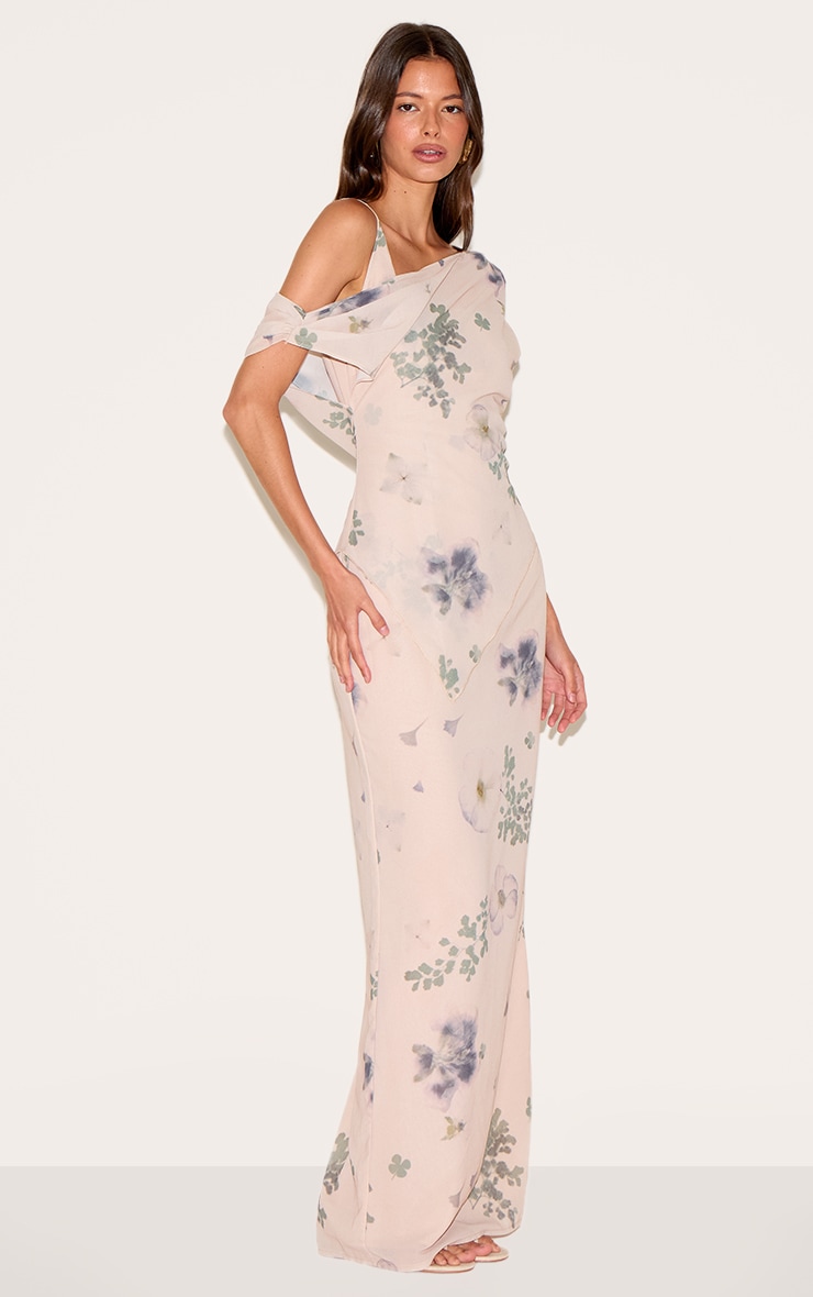 Robe longue en mousseline de soie sable imprimé abstrait à détail drapé image 3