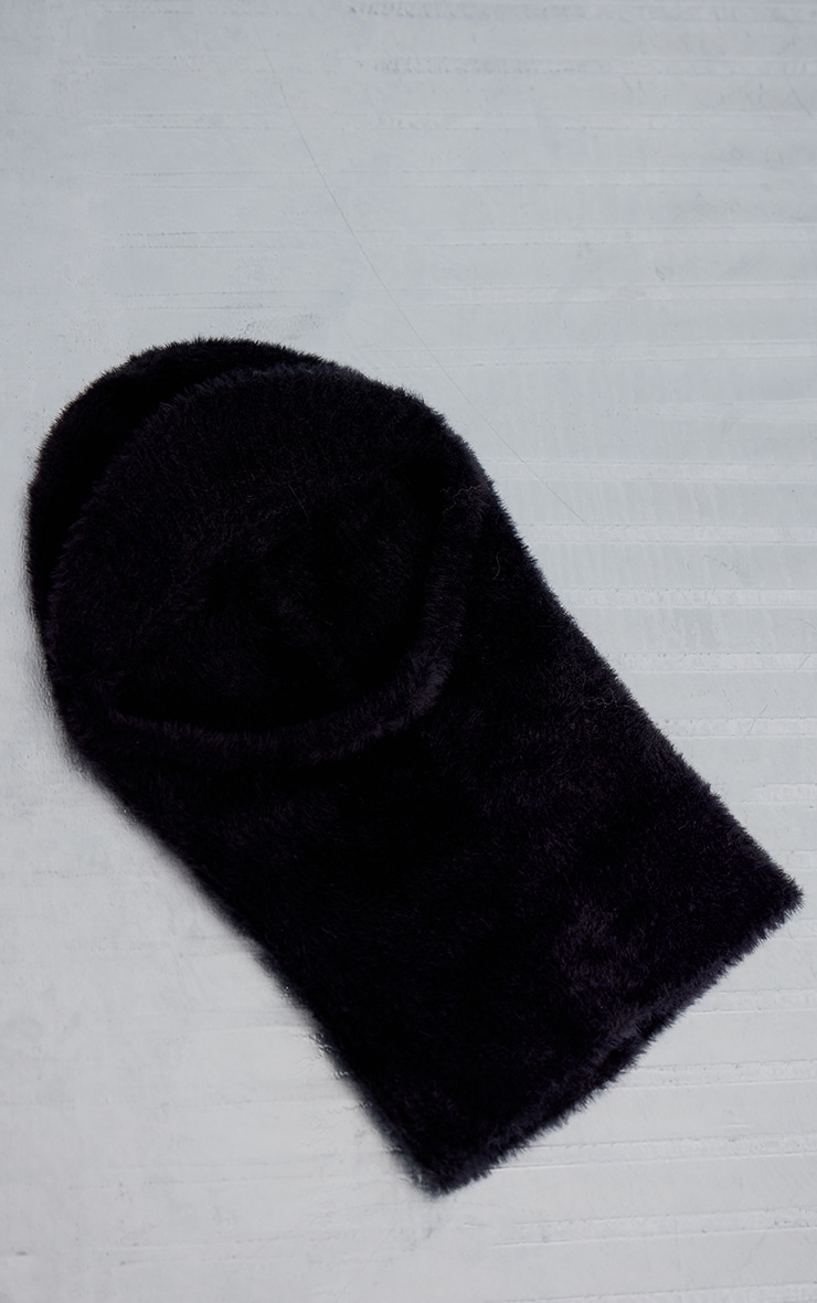 Bonnet snood noir en maille duveteuse image 2