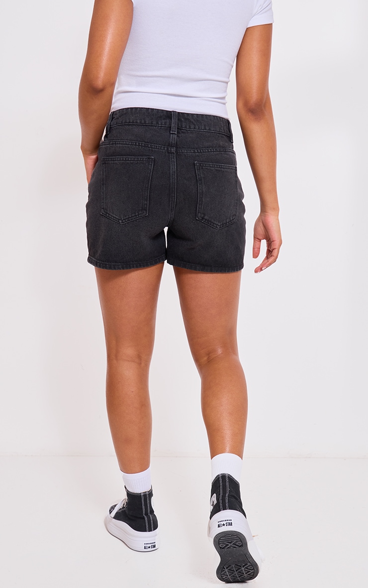 PRETTYLITTLETHING Washed Black Mom Denim Shorts image 3