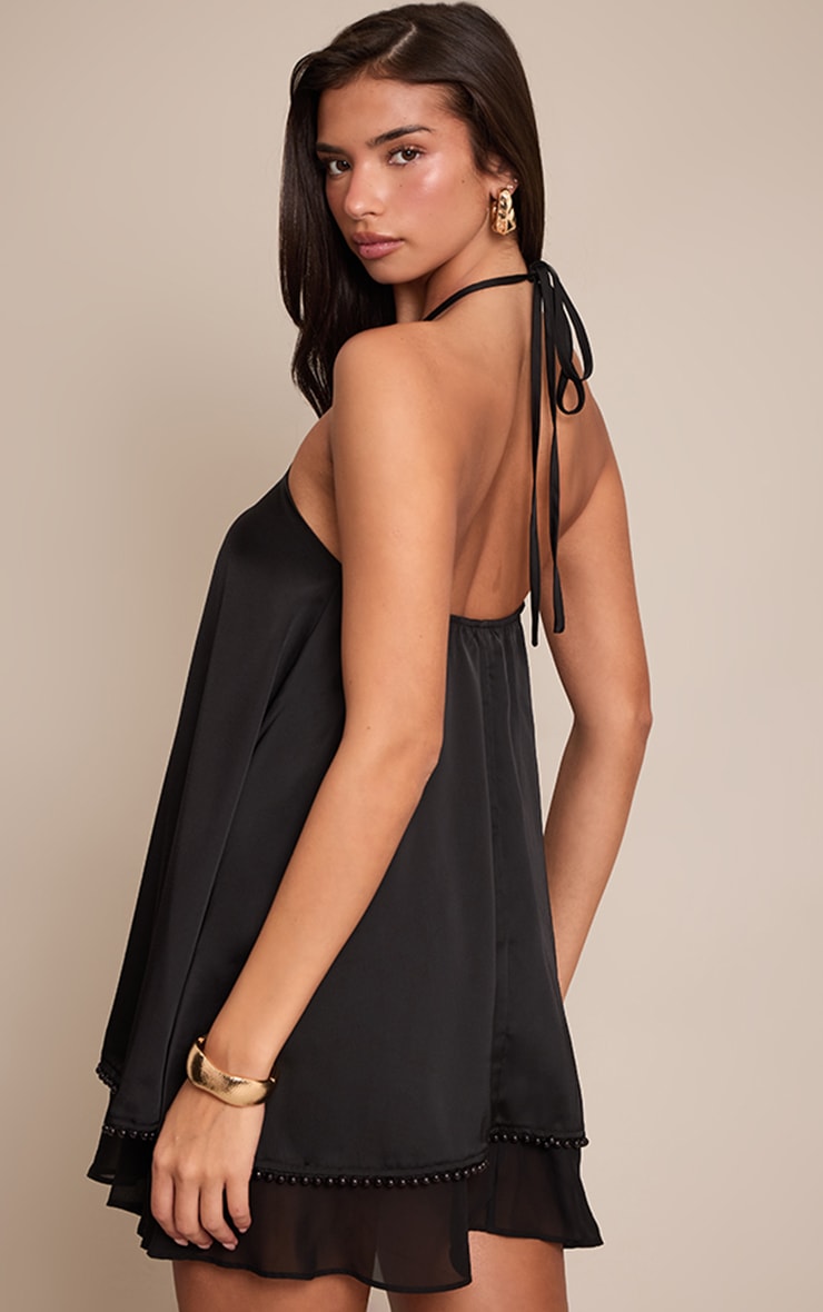 Mini robe droite satinée noire dos nu image 2