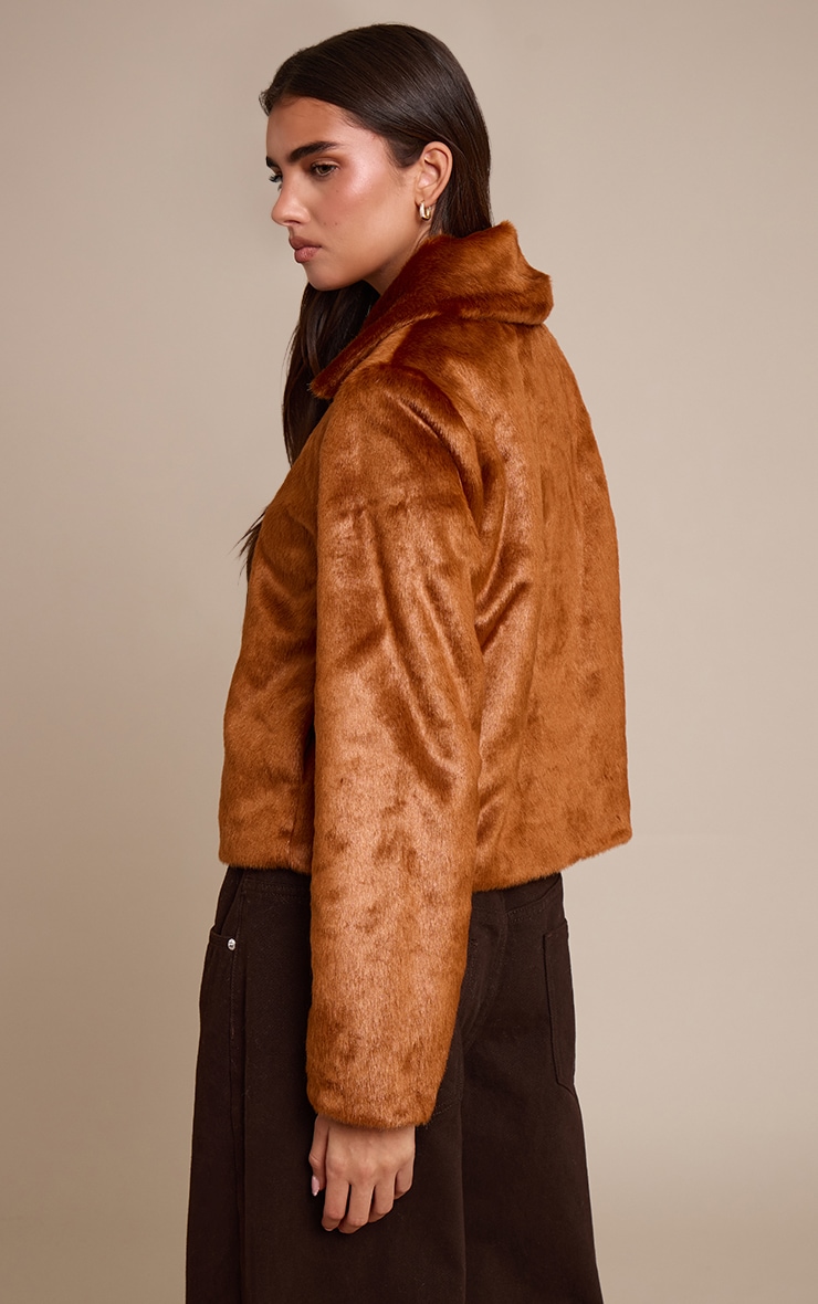 Veste courte en fausse fourrure rouge renard image 2