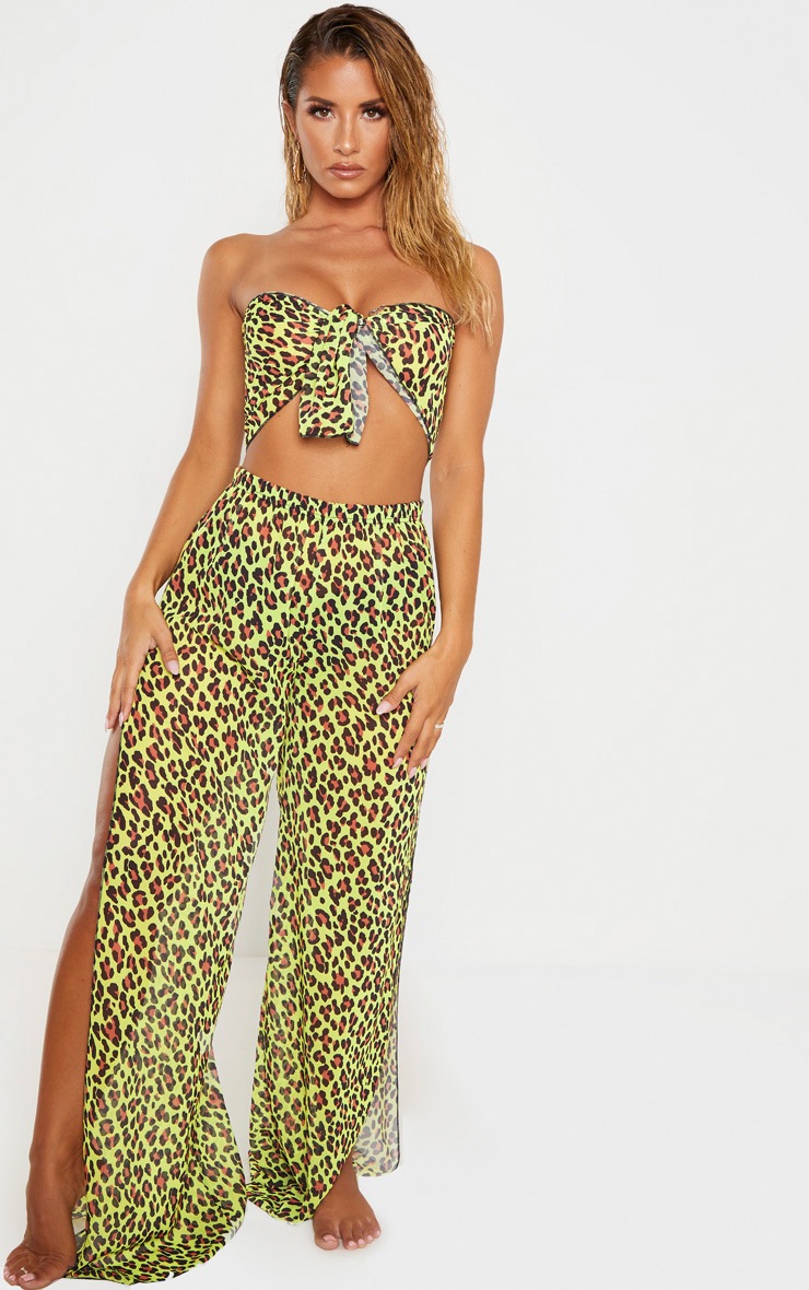 Ensemble de plage vert fluo imprimé léopard à top noué et pantalon évasé