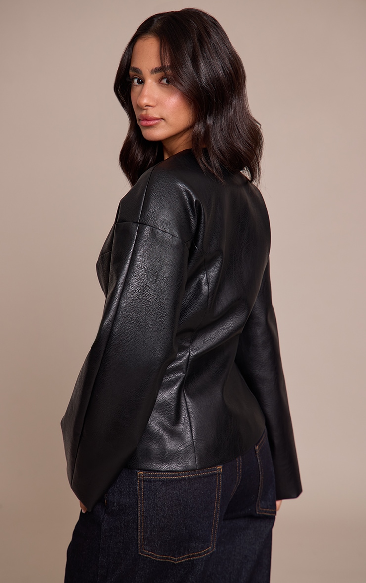 Petite Black Leather Look Cinched Waist Blazer image 2