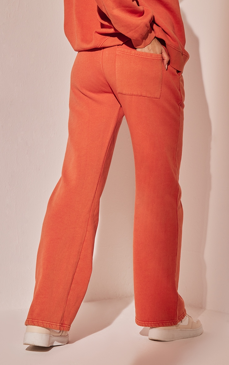 PLT Jogging de sport large rouille brodé PrettyLittleThing FR