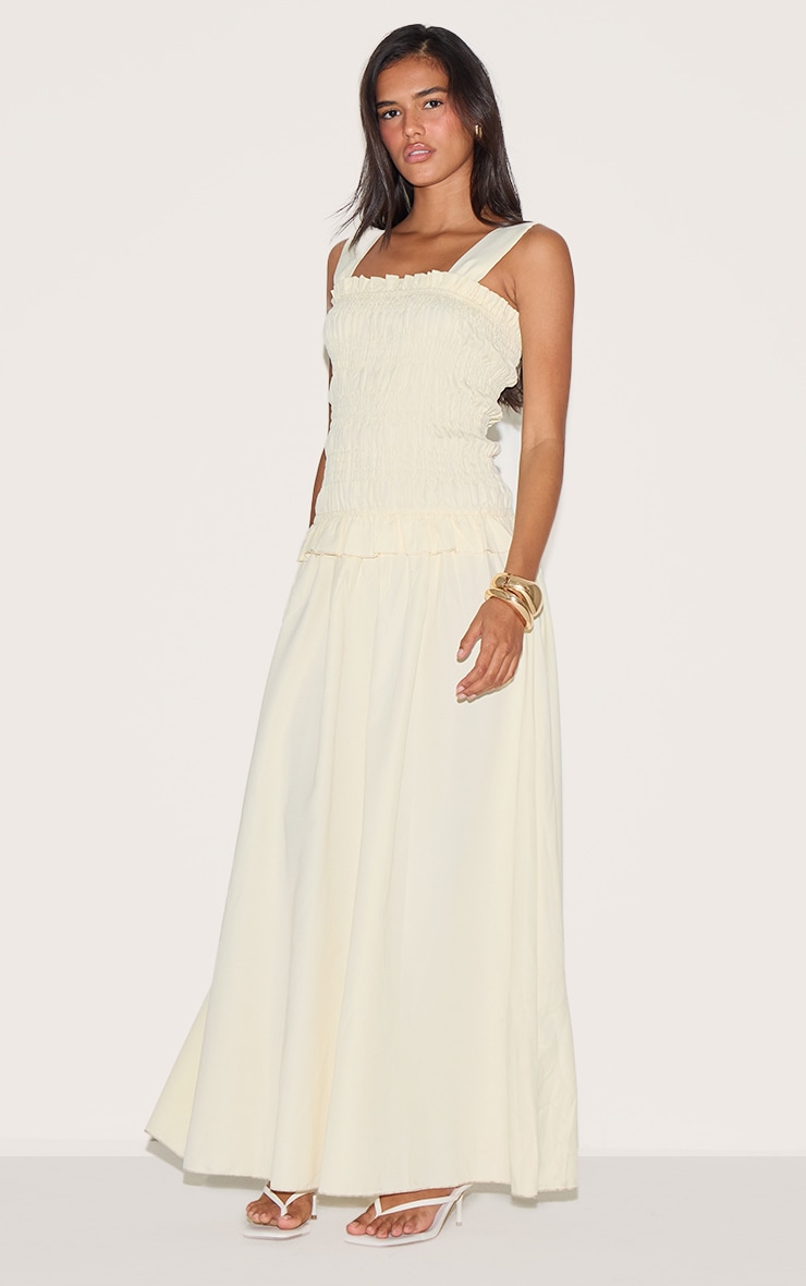 Robe longue jaune beurre froncée à volants image 3