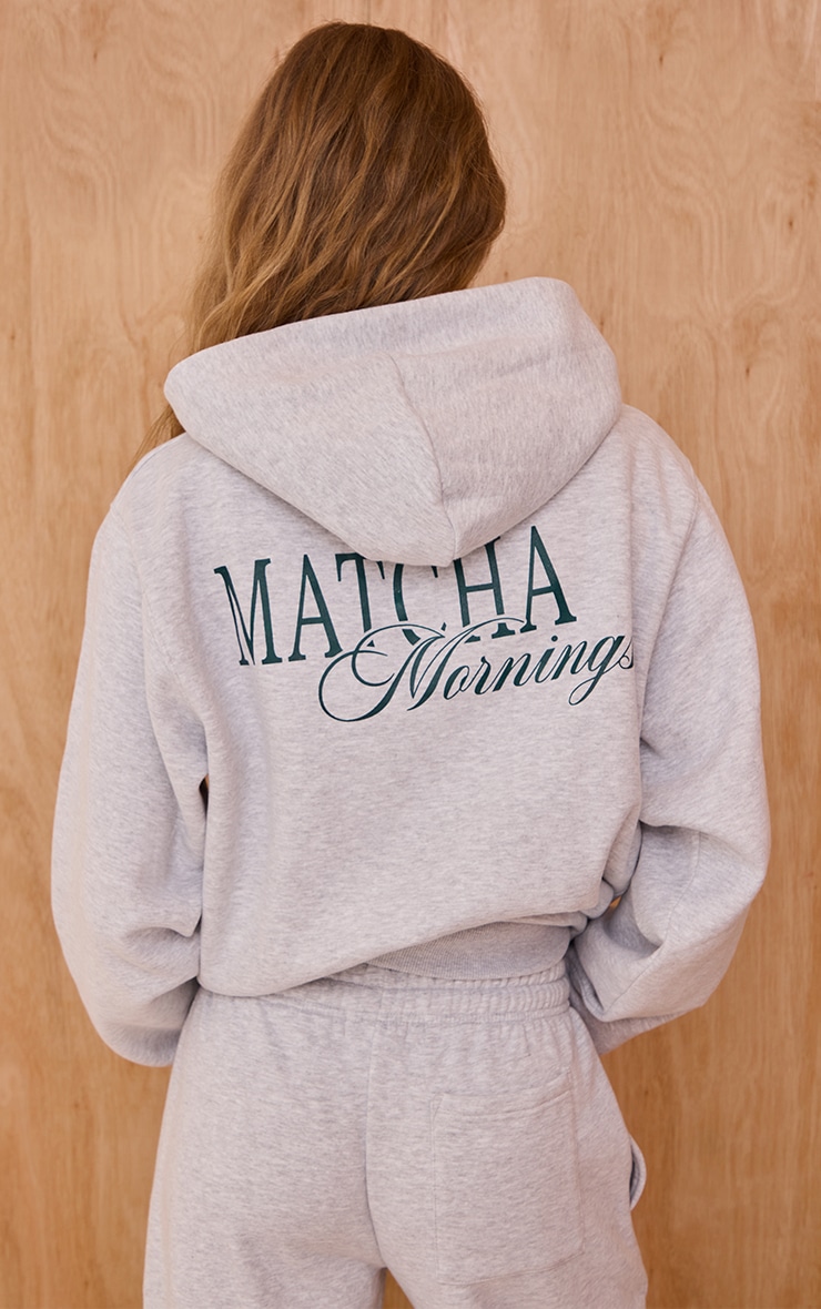Hoodie pullover oversize en coton polaire gris cendré imprimé "Matcha Mornings" image 2