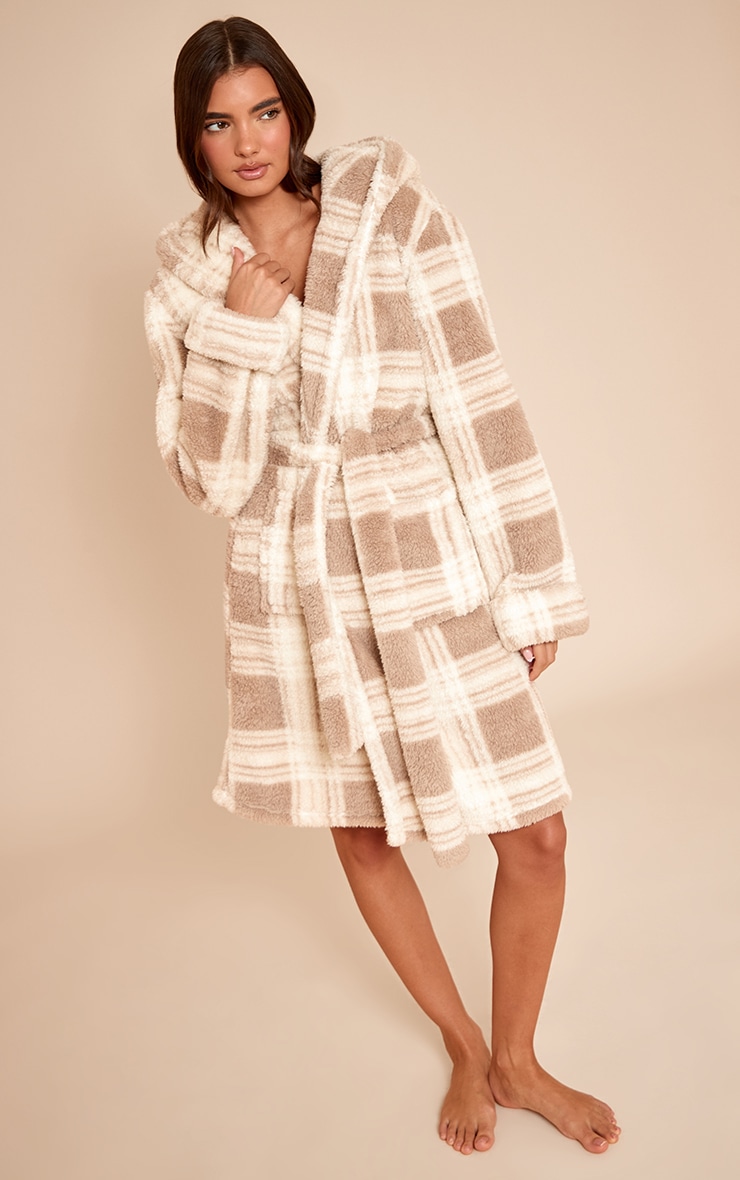 Taupe Check Fleece Hooded Short Bath Robe image 3
