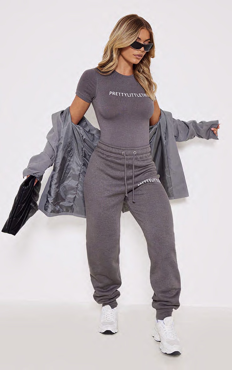 PRETTYLITTLETHING Charcoal Logo Short Sleeved Bodysuit image 3