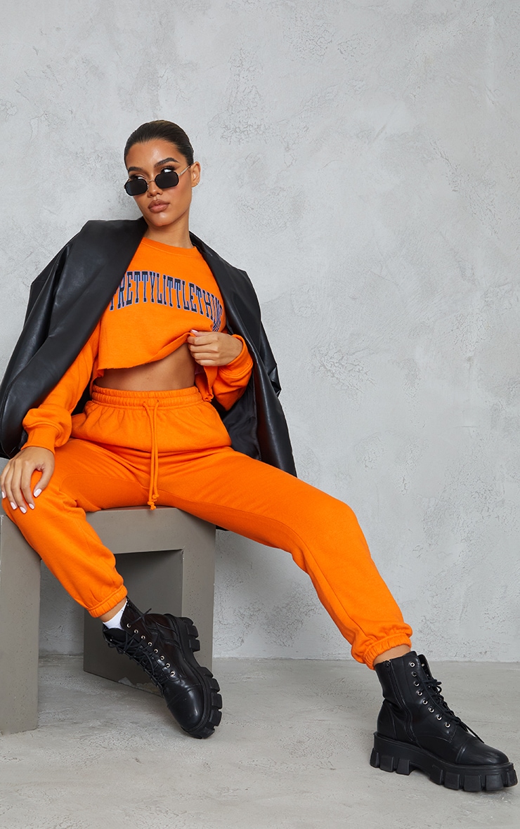 PRETTYLITTLETHING  Bright Orange Official Printed Cropped Sweatshirt image 3