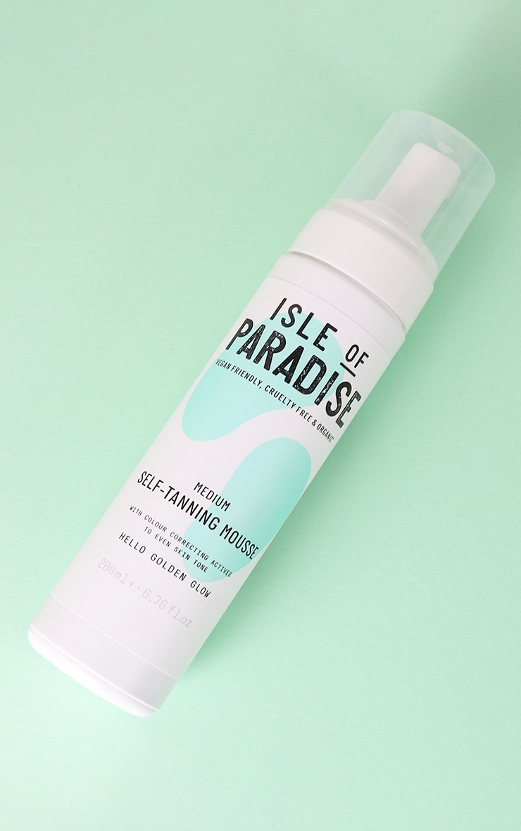 Isle of Paradise Medium Self Tanning Mousse