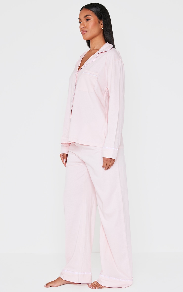 PRETTYLITTLETHING Ensemble de pyjama en jersey rose à coutures surjetées image 3