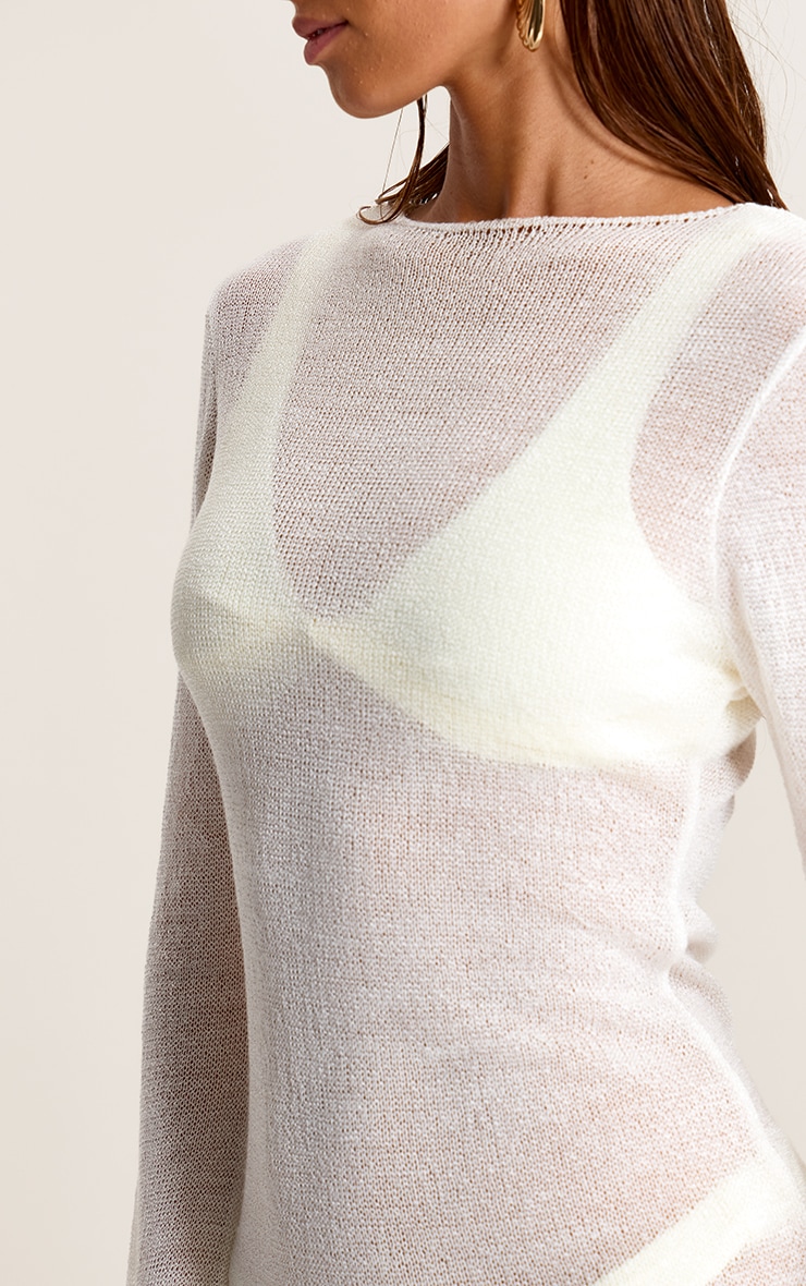 Robe de plage en maille filigrane blanche à manches longues image 4