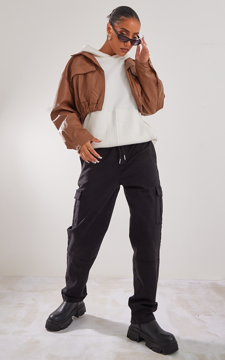 Veste en PU courte marron clair à détail poches image 3