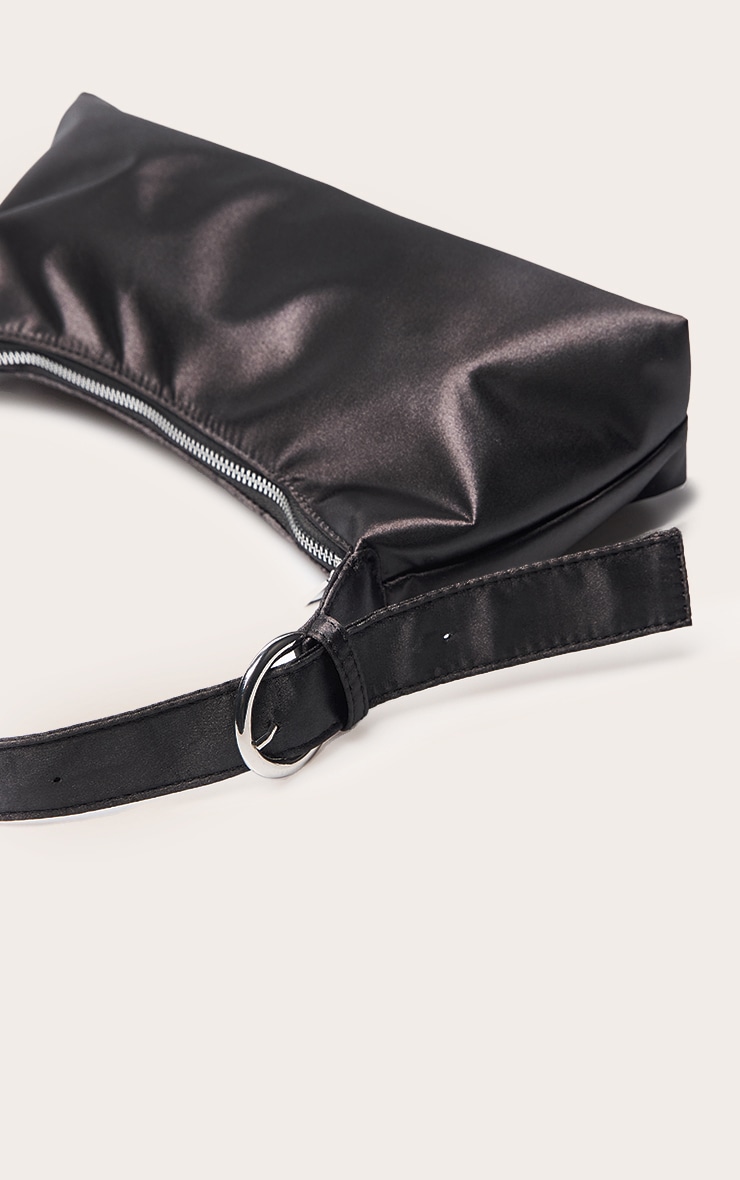 Sac à main satiné noir à boucles image 5