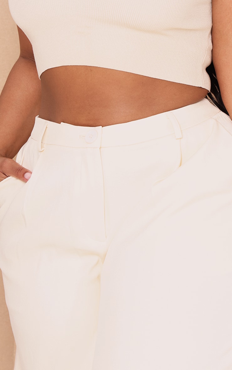 Plus Cream Tailored Floaty Shorts image 5