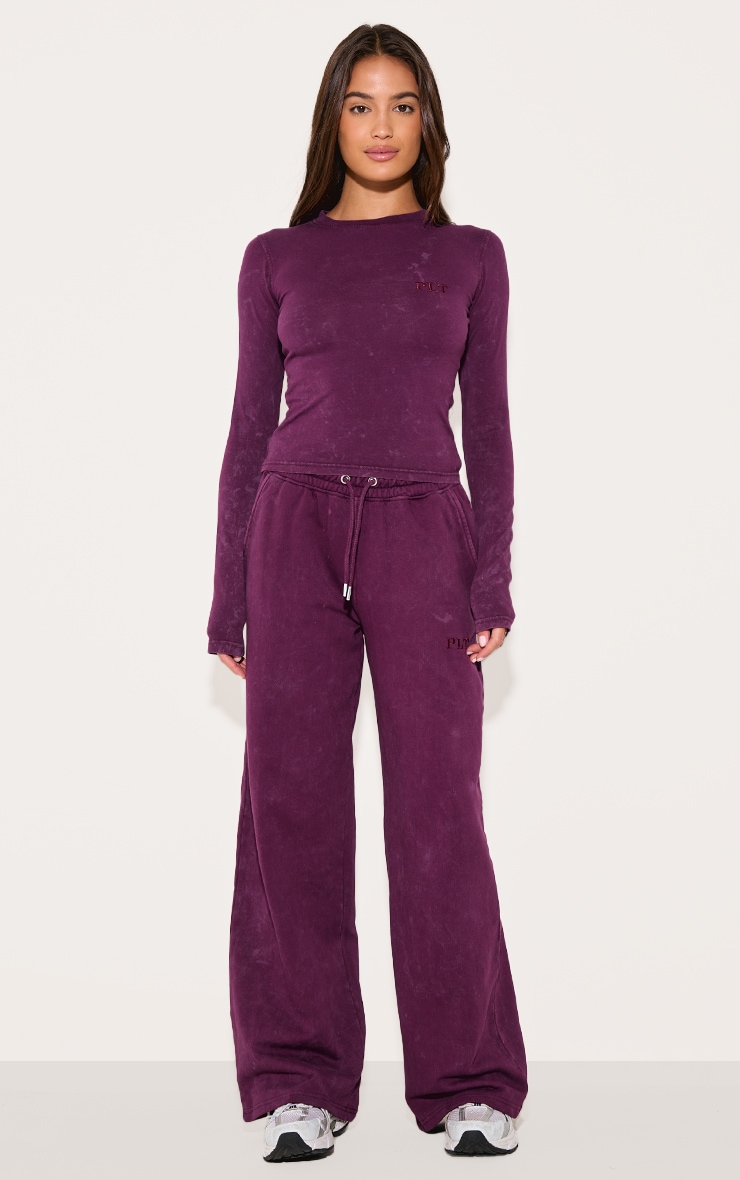 PRETTYLITTLETHING Plum Washed Low Rise Oversized Wide Leg Sweatpants image 2