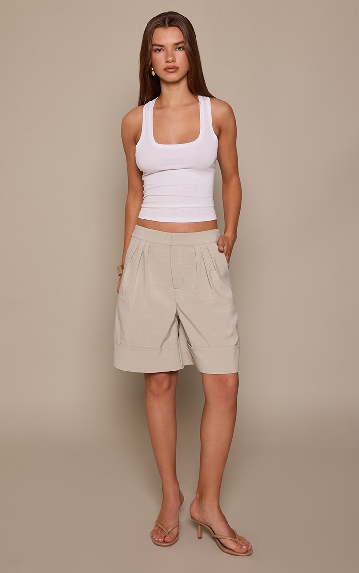Stone Woven Pleated Turn Up Hem Tailored Shorts