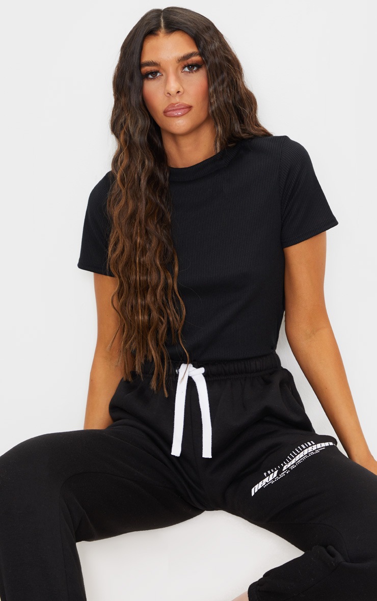 T-shirt côtelé noir très doux