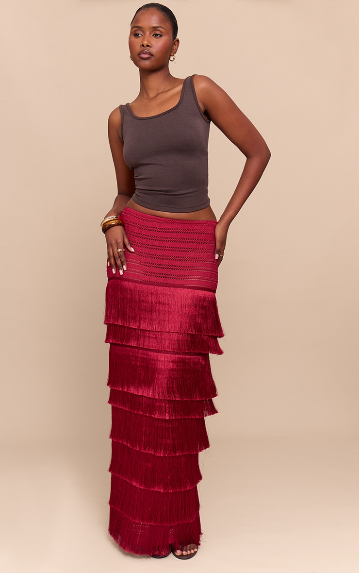 Jupe longue deluxe texturée rouge profond à bordure frangée image 2