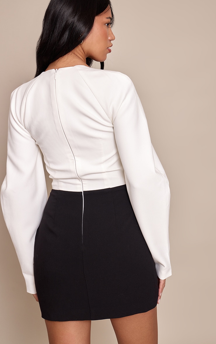 Monochrome Contrast Cocoon Sleeve Dress image 2