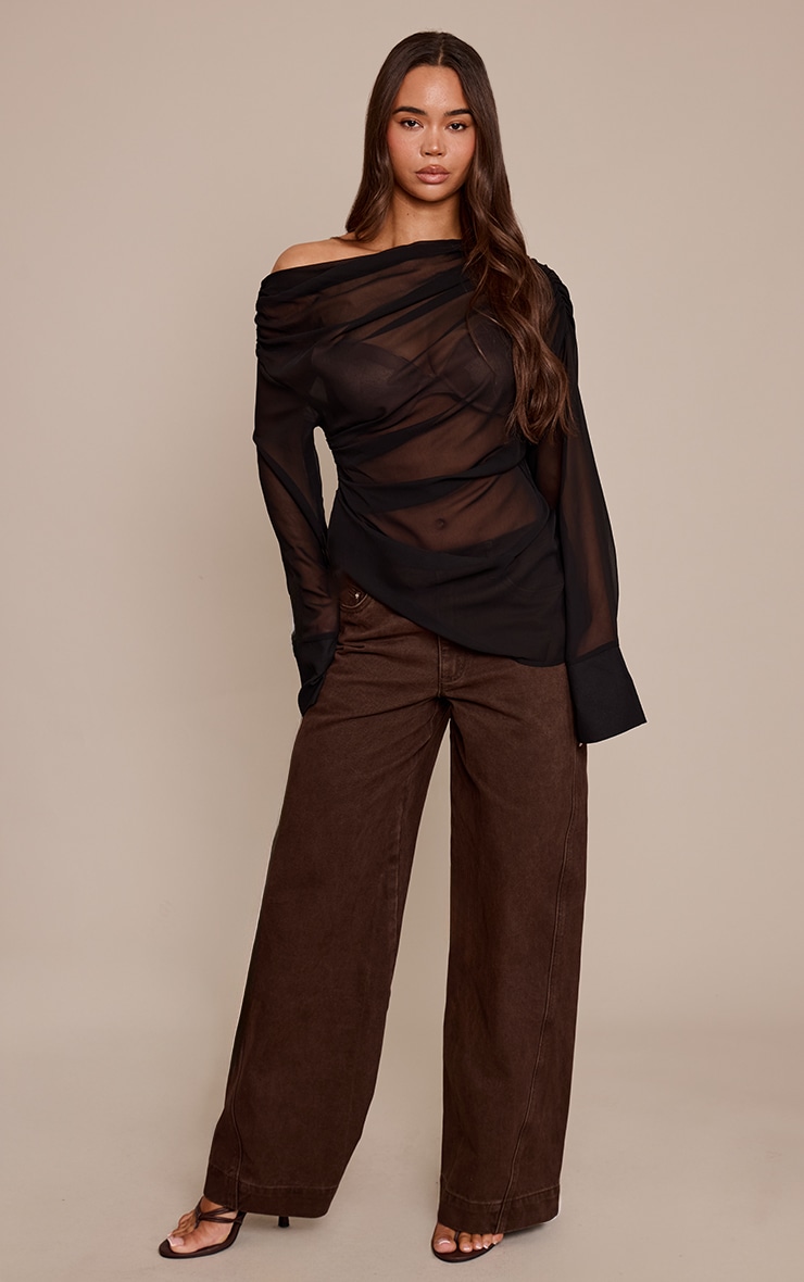 Top style drapé en mousseline de soie noire image 3