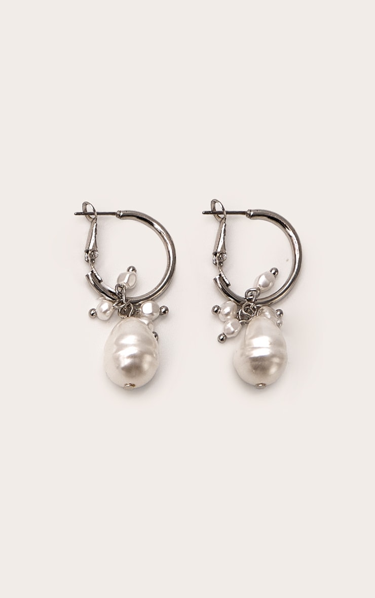 Silver Smooth Draped Pearl Hoop Earrings image 2