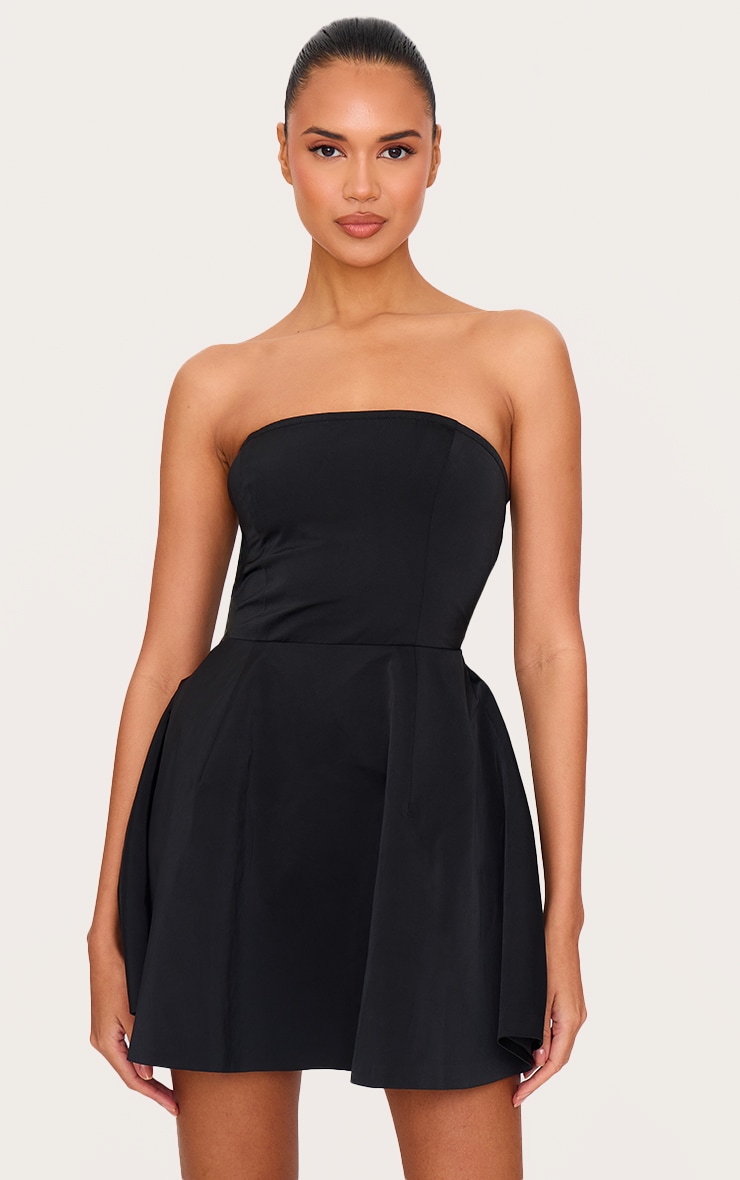 Mini robe droite noire à dos nu et noeud image 2